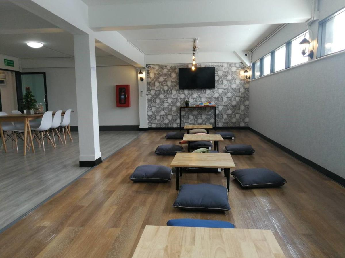Hope Hostel Hatyai Хат Яй Екстериор снимка